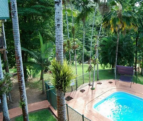 Hostel Jackaroo Treehouse Rainforest Retreat Mission Beach