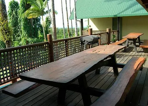 Jackaroo Treehouse Rainforest Retreat Mission Beach Australia
