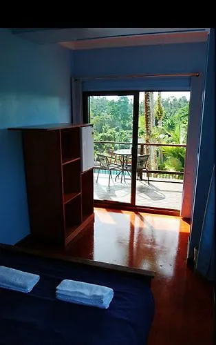 Jackaroo Treehouse Rainforest Retreat Mission Beach 0*,